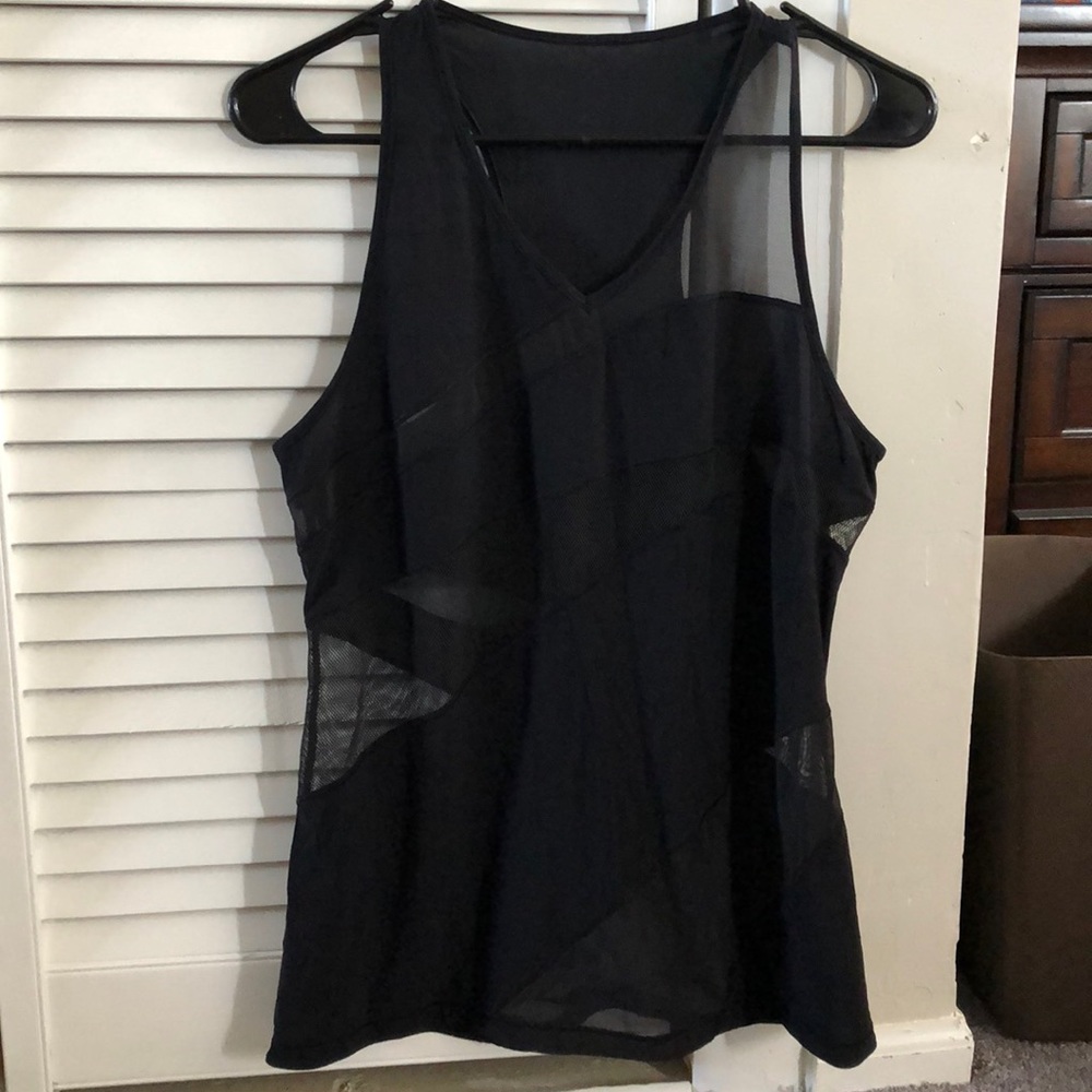 Racerback Lululemon tank